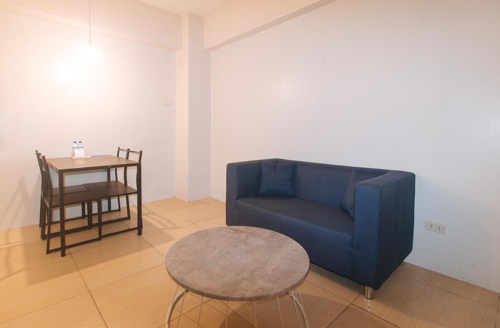 59 Xavierville By Reddoorz Cubao Esterno foto