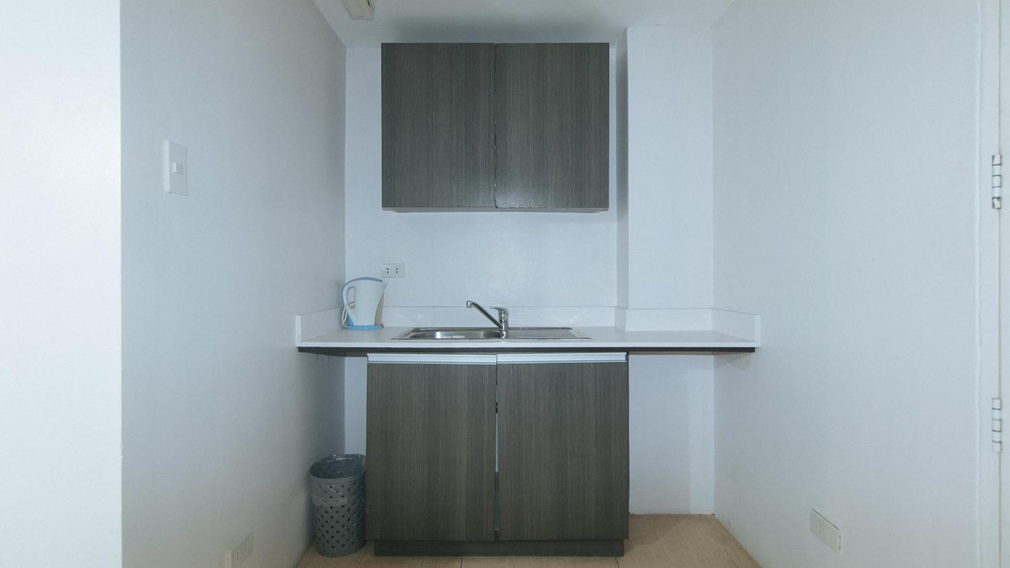 59 Xavierville By Reddoorz Cubao Esterno foto