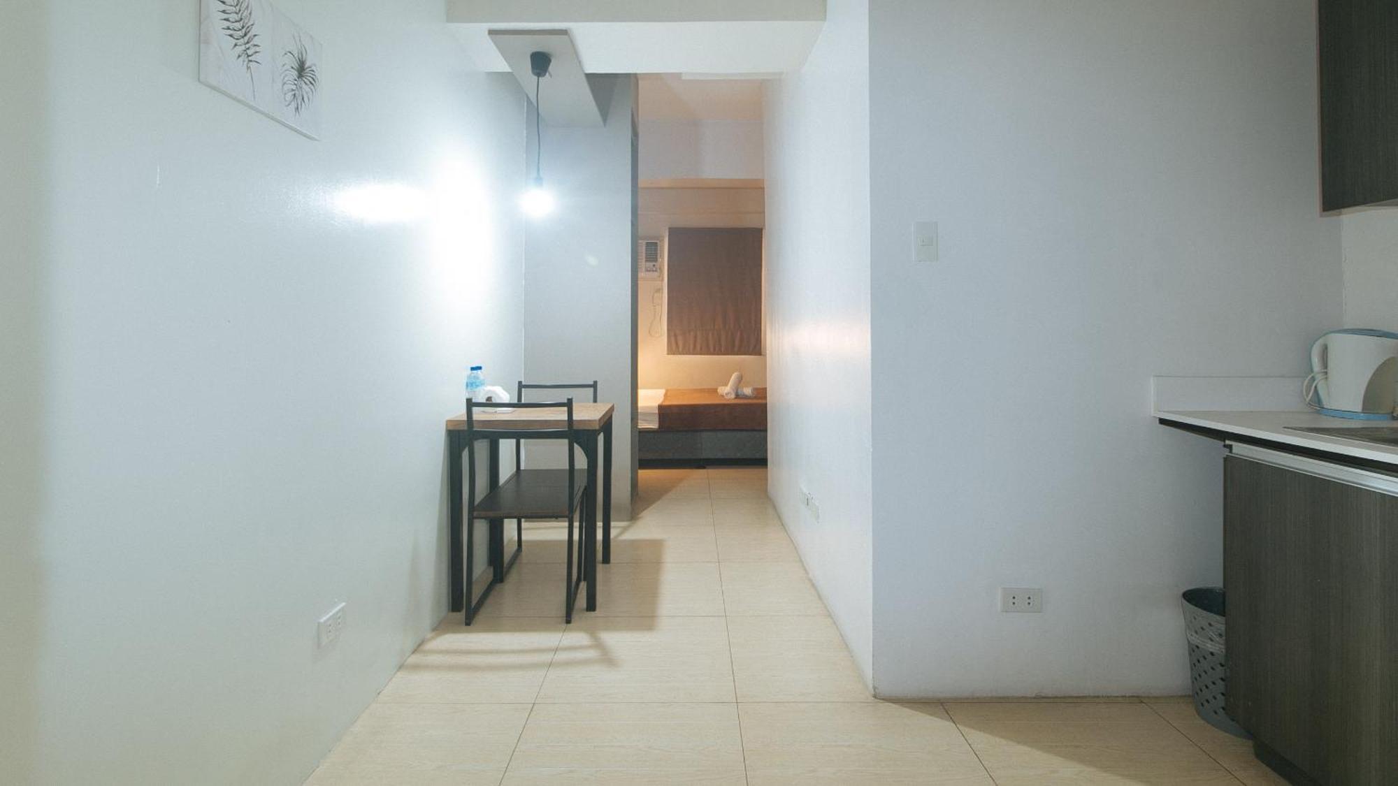 59 Xavierville By Reddoorz Cubao Esterno foto