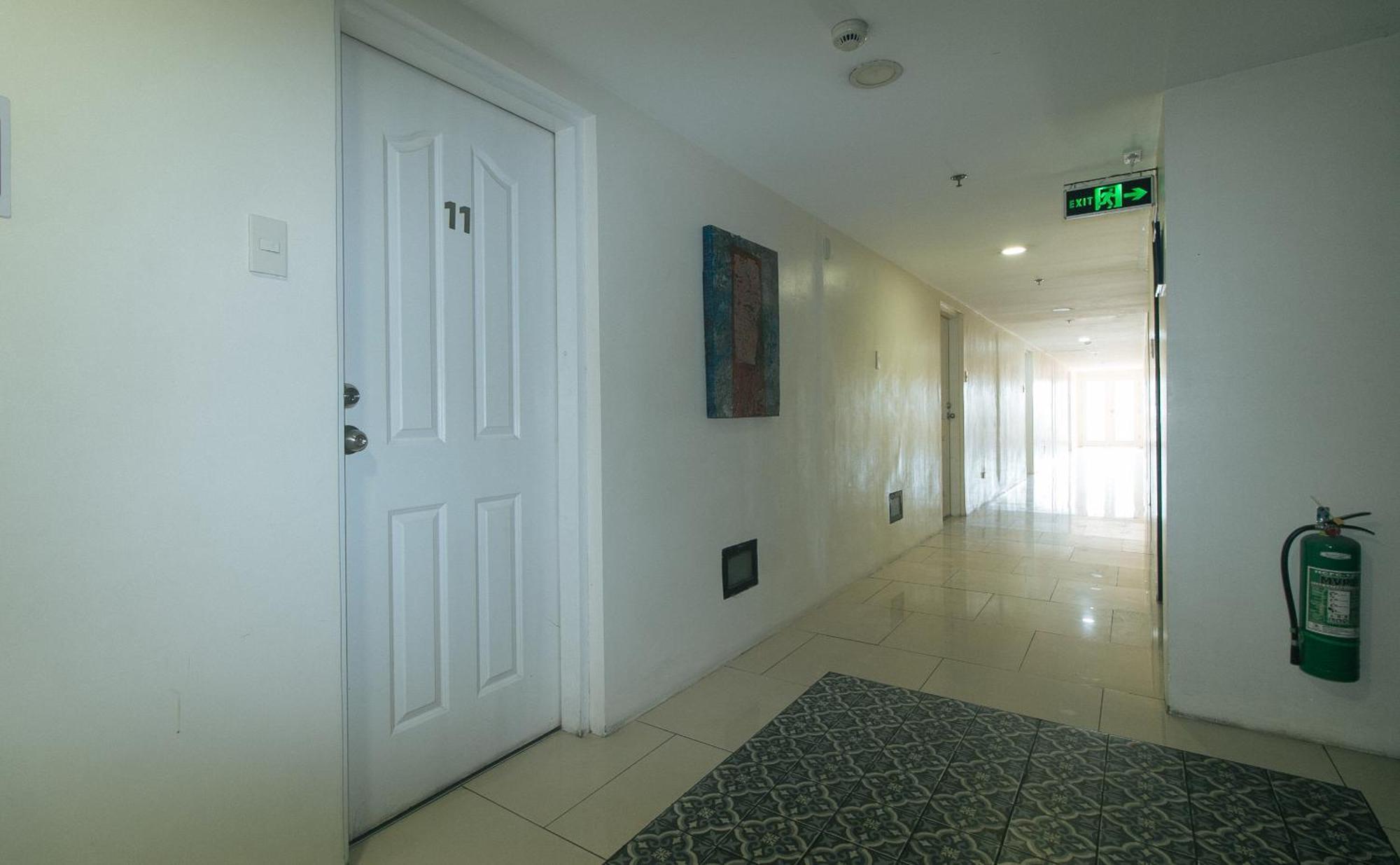 59 Xavierville By Reddoorz Cubao Esterno foto