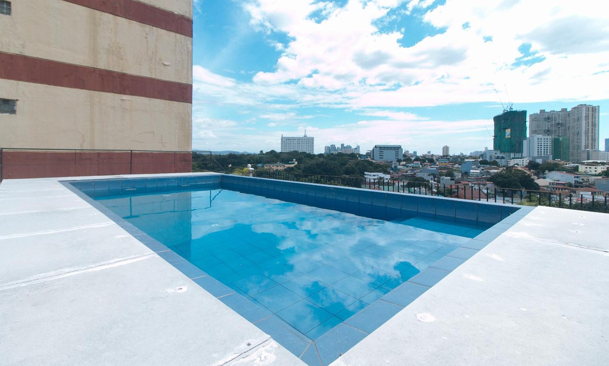 59 Xavierville By Reddoorz Cubao Esterno foto